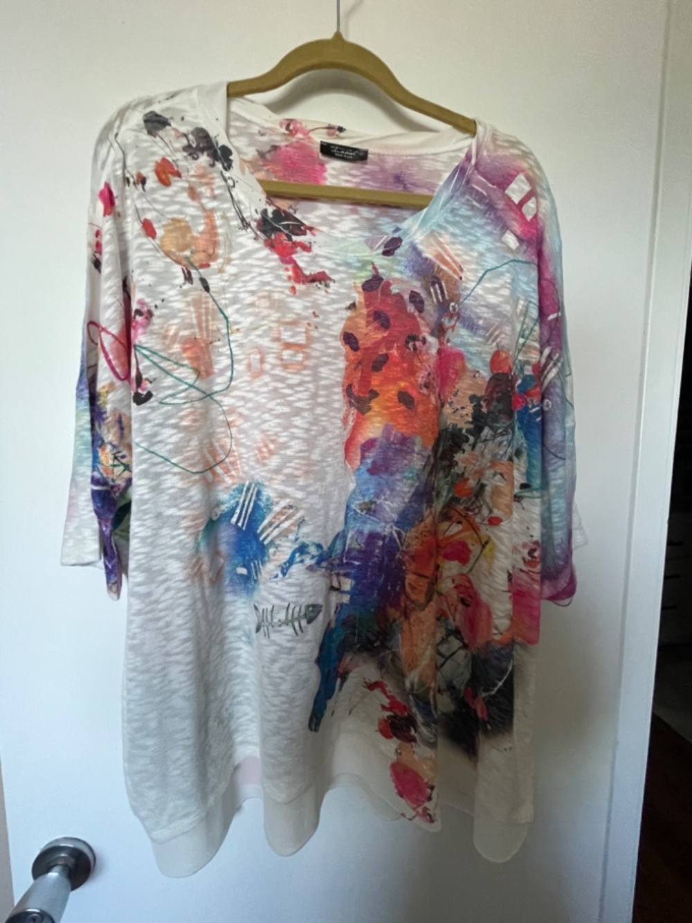 Inoah Boxy Top - Picture 3 of 8